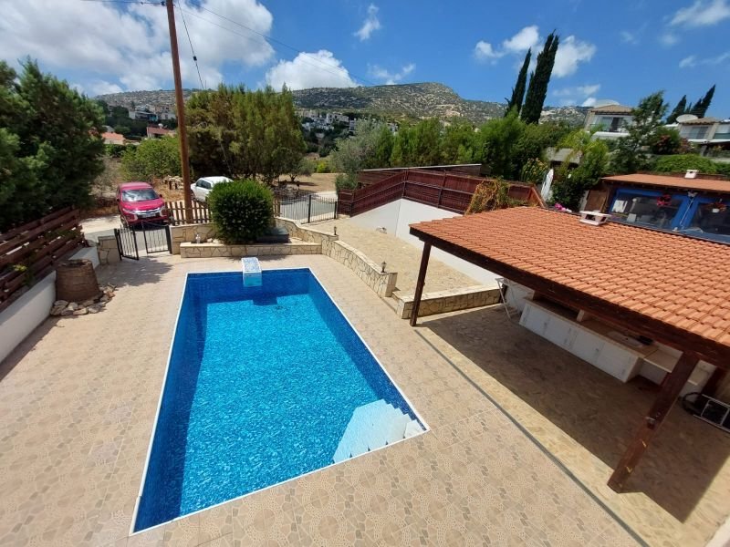 Geräumige Villa mit Meer-&Bergblick in Paphos