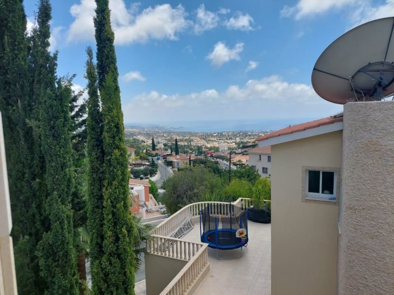 Geräumige Villa mit Meer-&Bergblick in Paphos