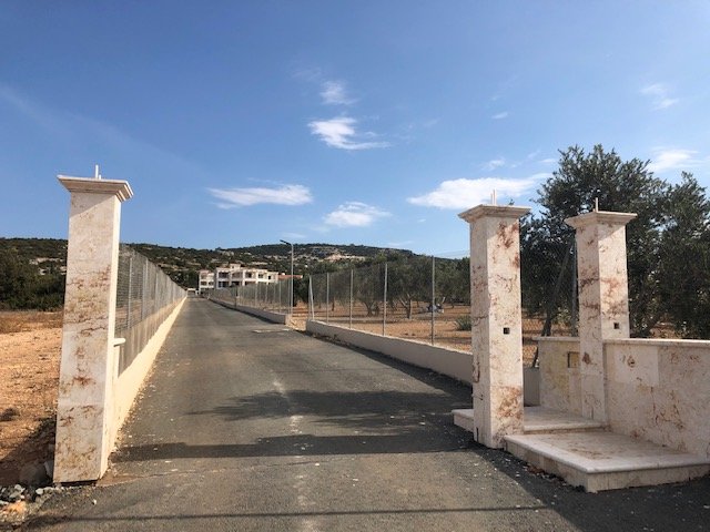 Exclusive Mansion,big plot,sea views