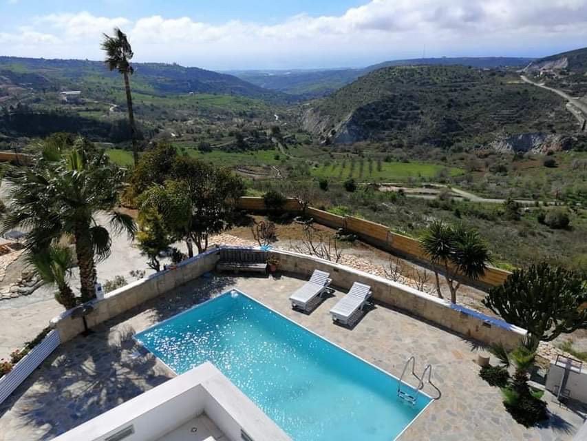 Villa with unobstructed sea views in Paphos.