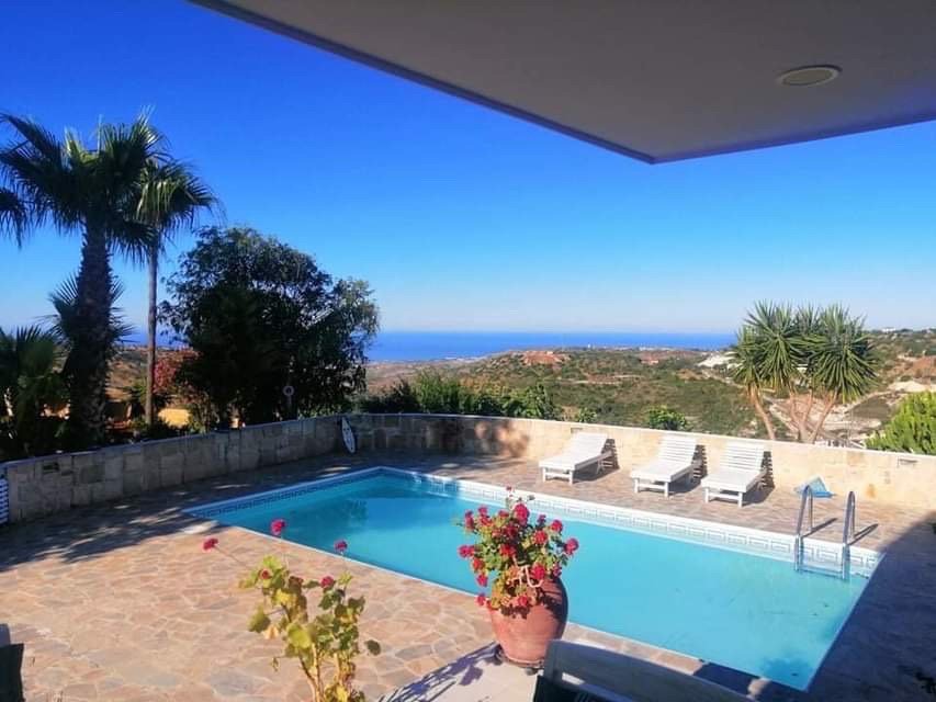 Villa with unobstructed sea views in Paphos.