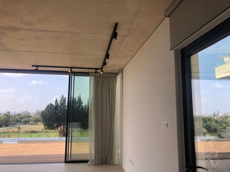 Ultra-moderne Villa am Meer