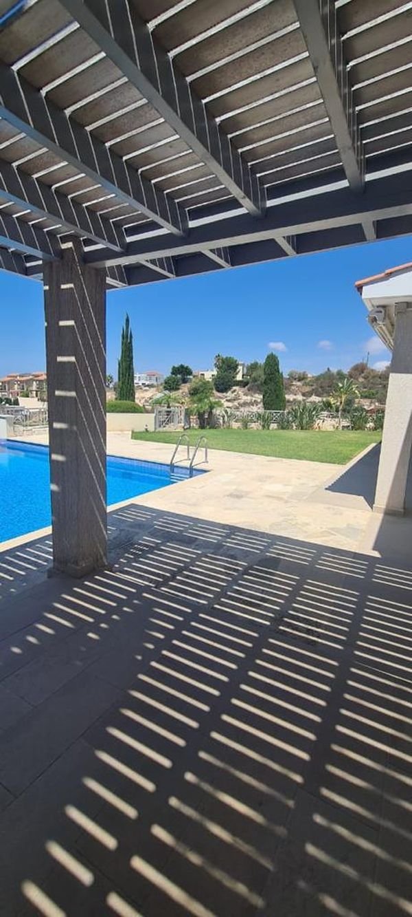 Villa mit unverbautem Meerblick