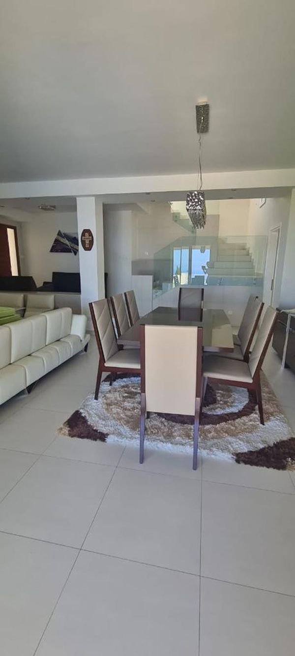 Villa mit unverbautem Meerblick