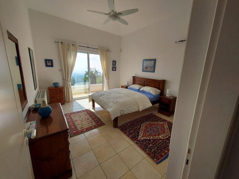 Spacious villa with unobstructed sea views on big plot in Paphos