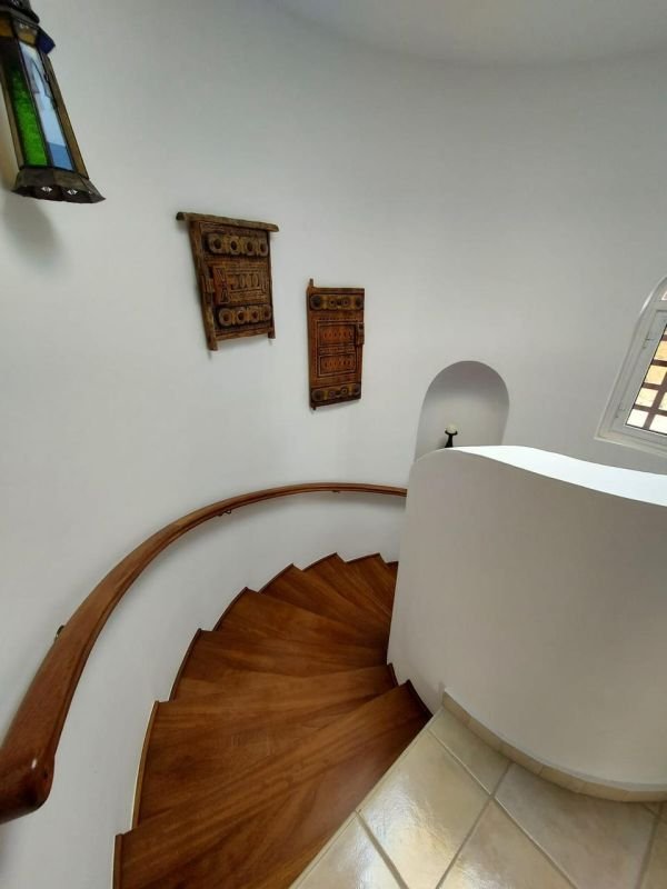 Spacious villa with unobstructed sea views on big plot in Paphos