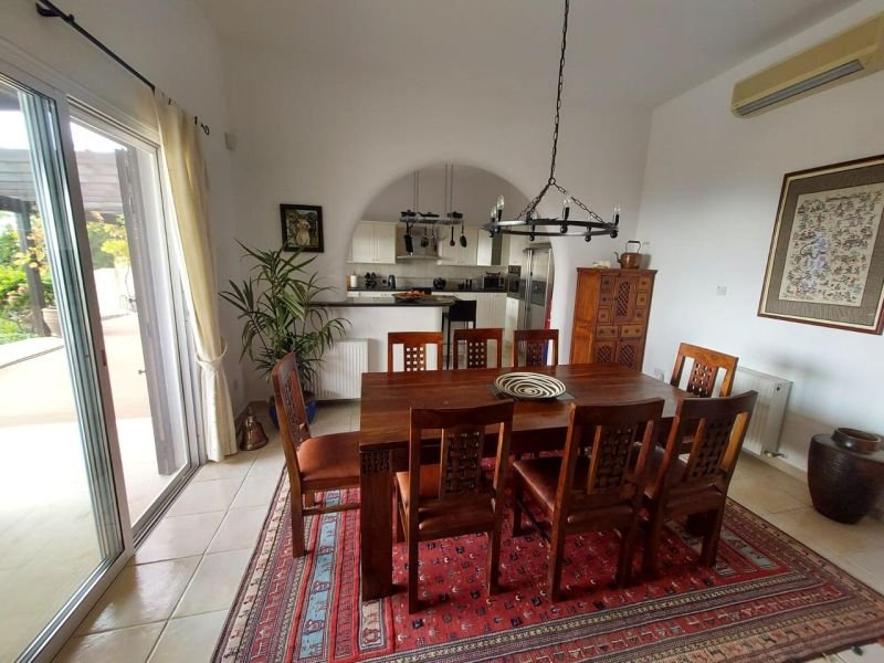 Spacious villa with unobstructed sea views on big plot in Paphos