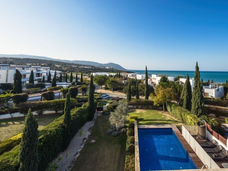 Luxury villa in seafront gated development in Polis