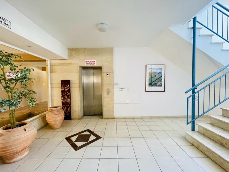 Penthouse mit Meerblick am Strand