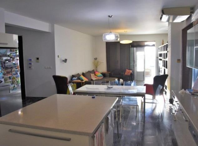 Villa on large plot with sea views in Paphos