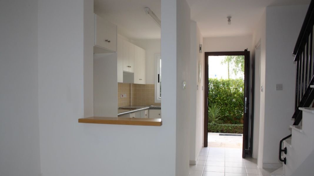 Townhouse in tourist area close to sea