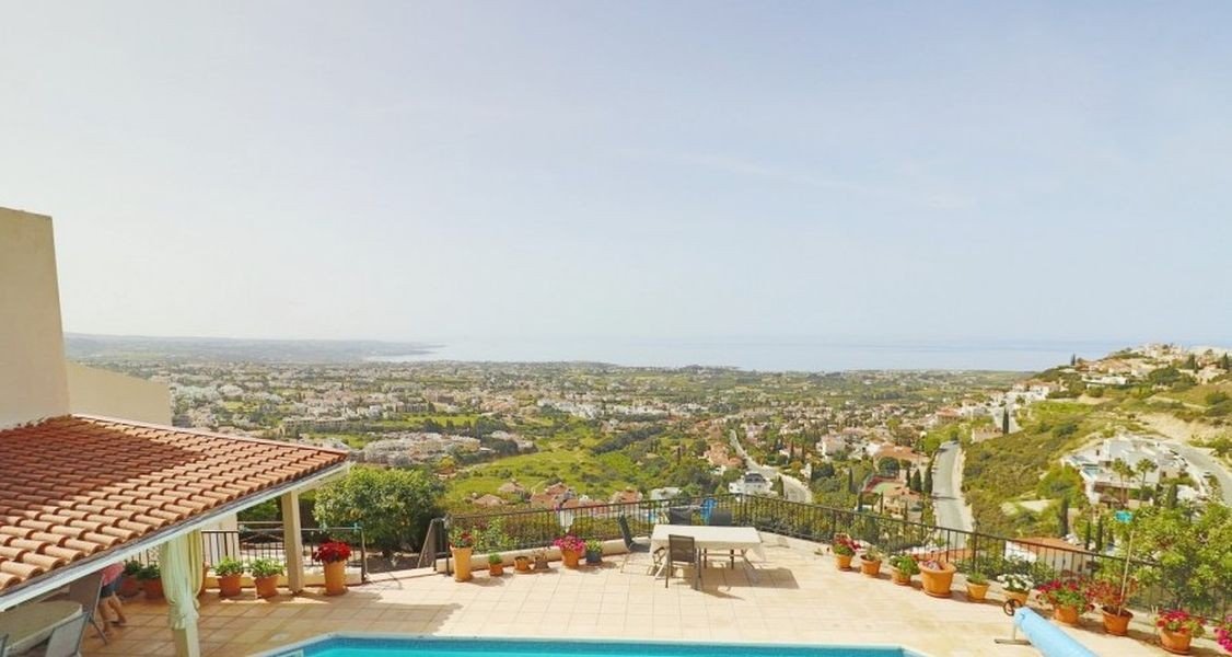 Villa with Panoramic Sea Views in Paphos