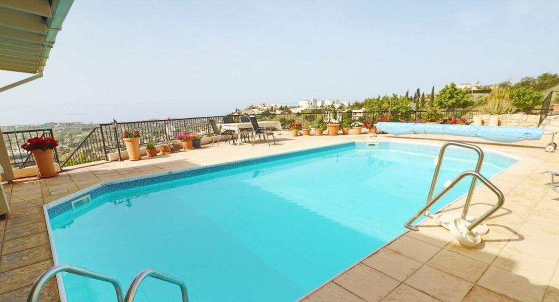 Villa with Panoramic Sea Views in Paphos