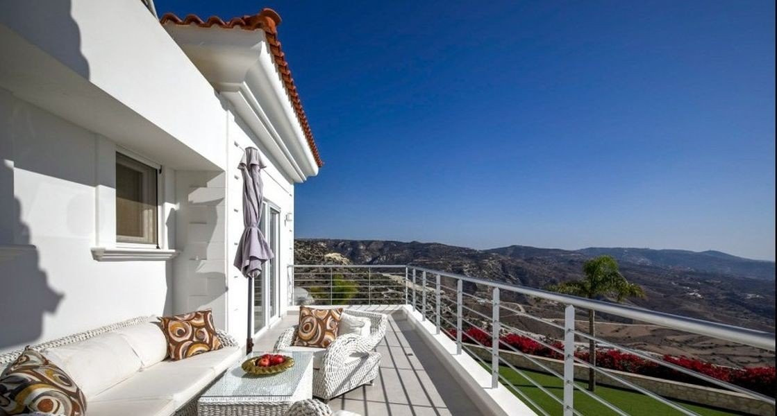 Residenz mit Panoramablick aufs Meer in Paphos