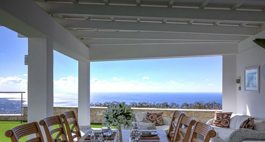 Residenz mit Panoramablick aufs Meer in Paphos