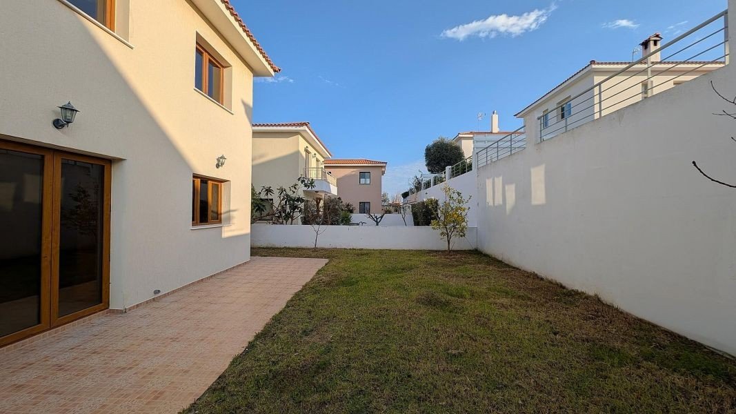 Villa with mountains views in Paphos