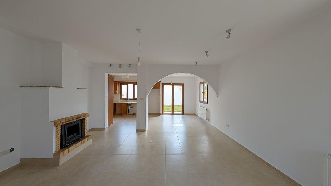 Villa with mountains views in Paphos