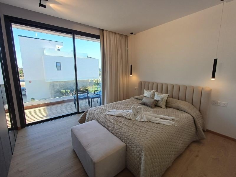 Villa close to Paphos and ISOP