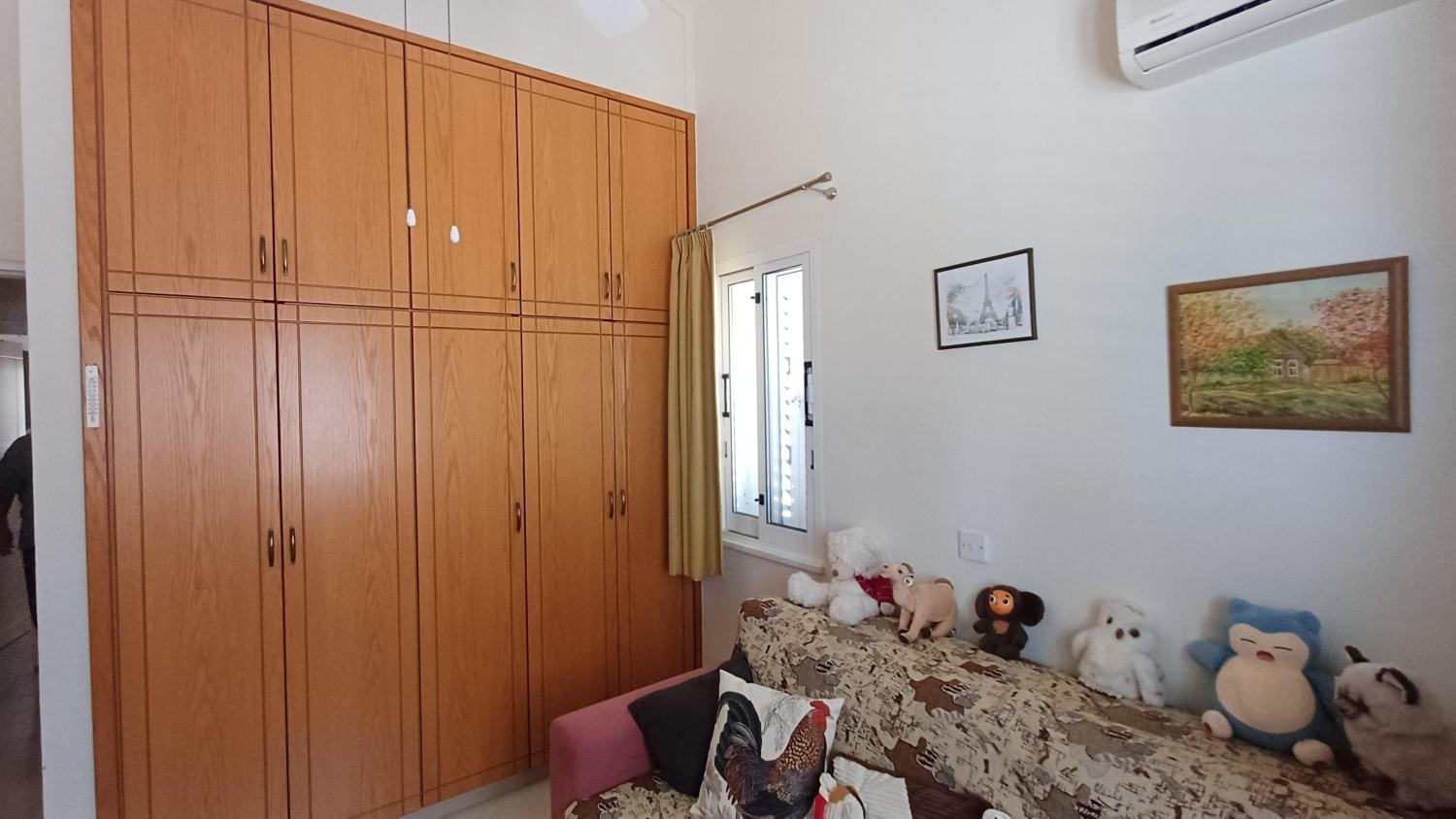 Bungalow with Sea and Mountain Views in Paphos