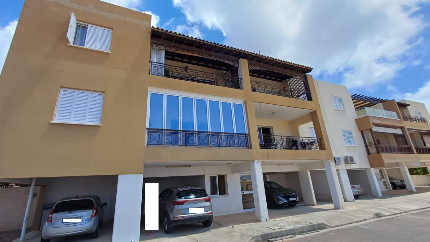 Apartment with Sea and Sunset Views in Paphos