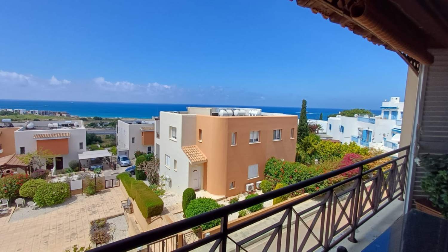 Apartment with Sea and Sunset Views in Paphos