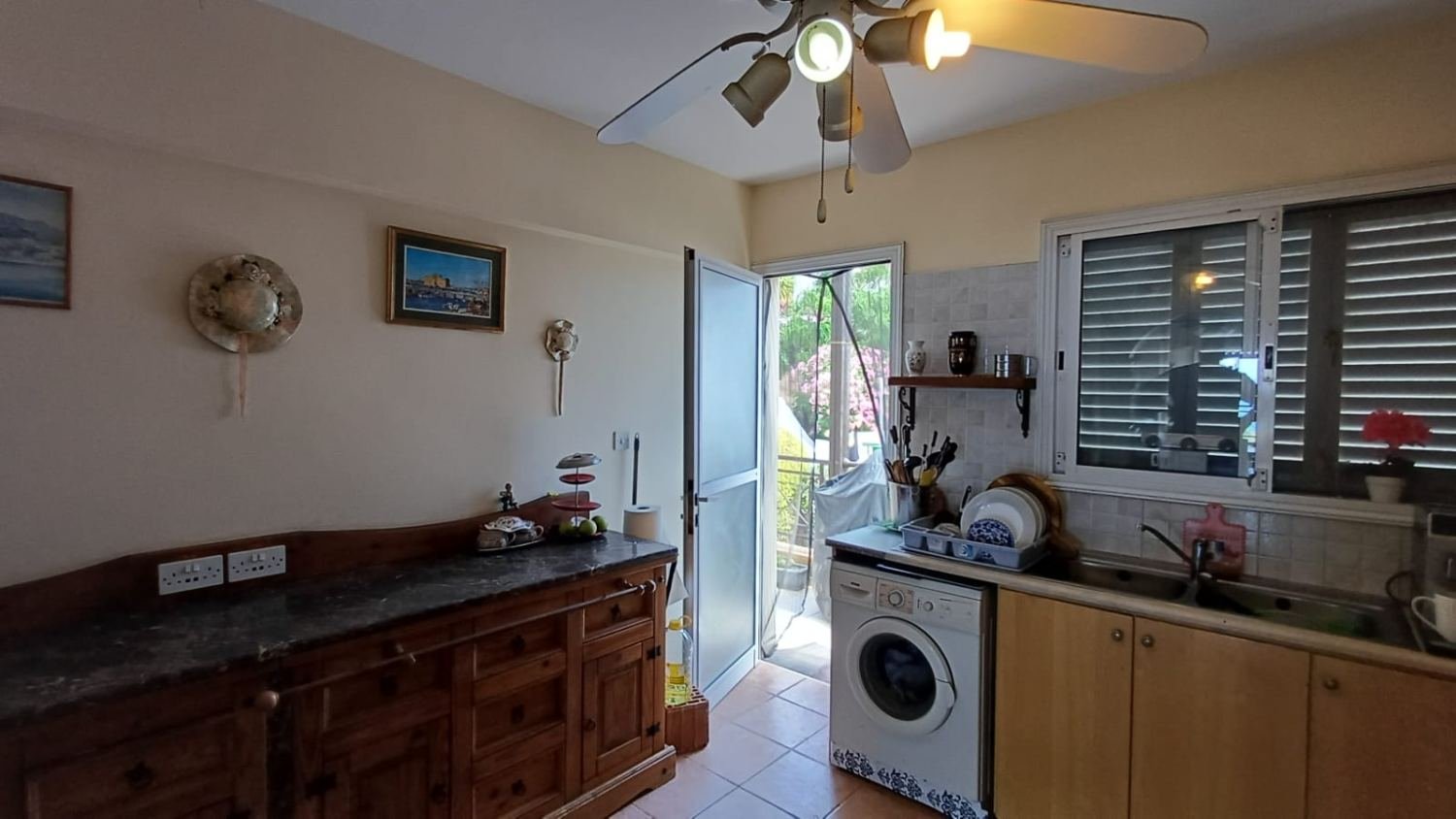 Apartment with Sea and Sunset Views in Paphos