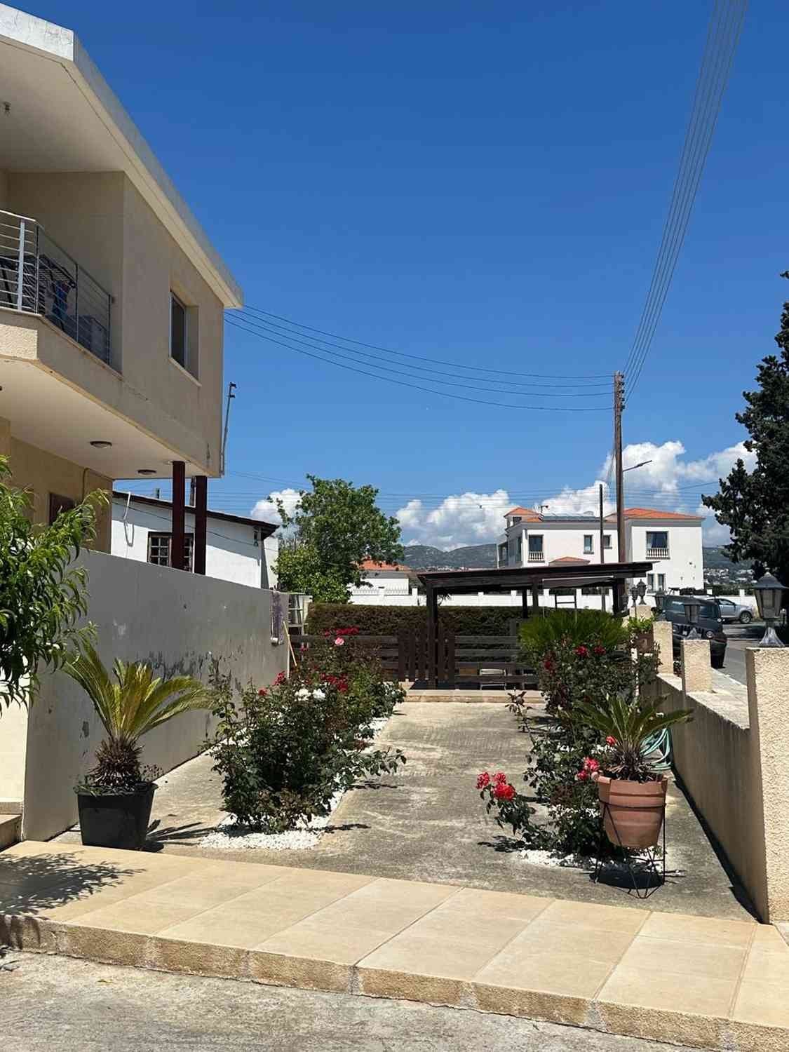 Apartment with Specious Terrace with Sea Views