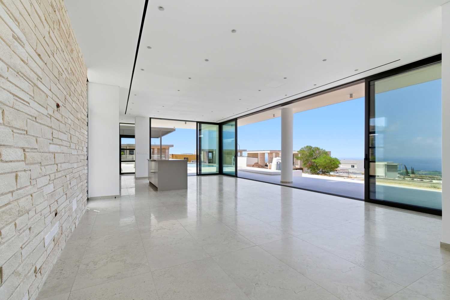 Brand New Villa with panoramic sea views