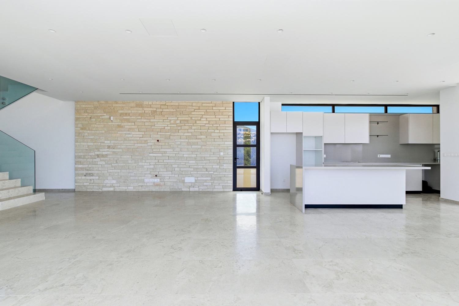 Brand New Villa with panoramic sea views