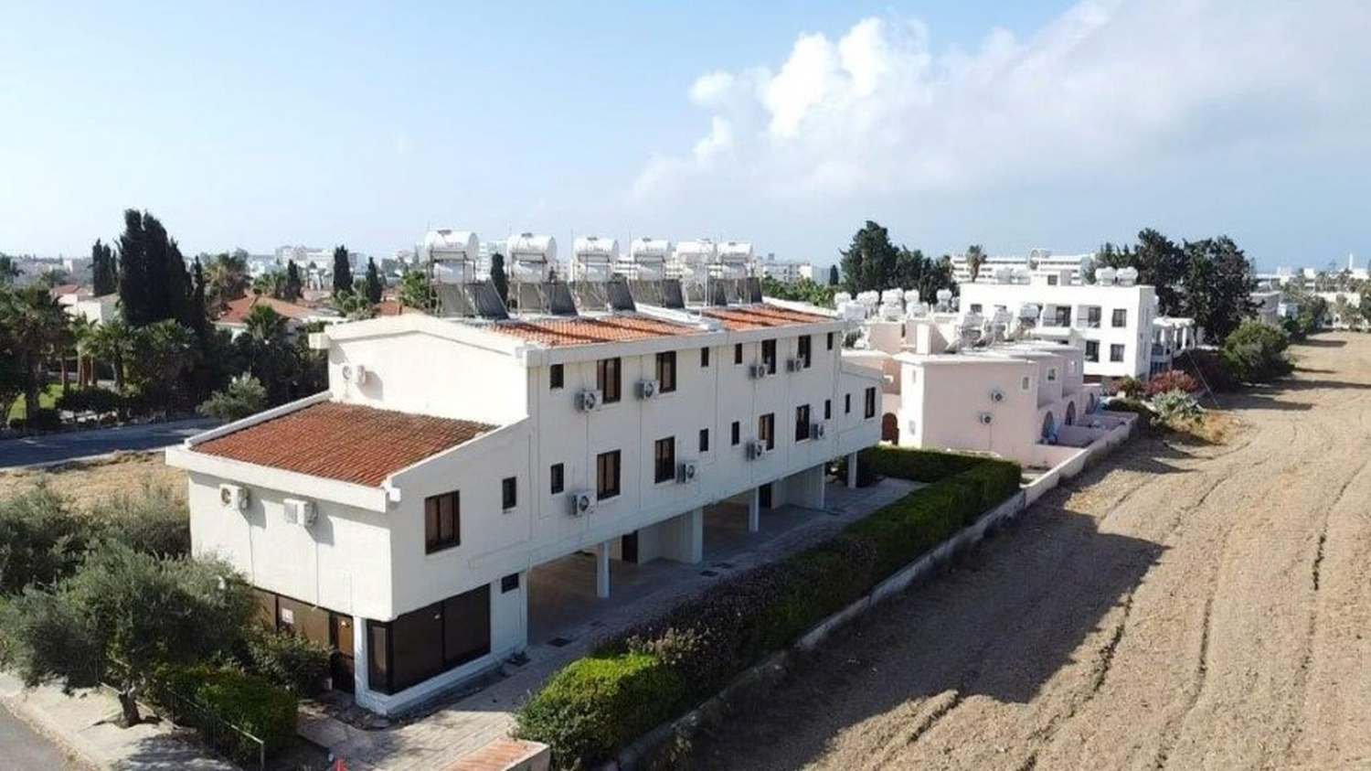 Investment Opportunity – Complex of 6 Maisonettes