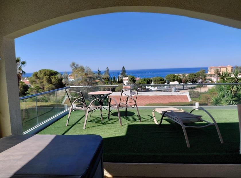 Villa with Sea Views by the Beach