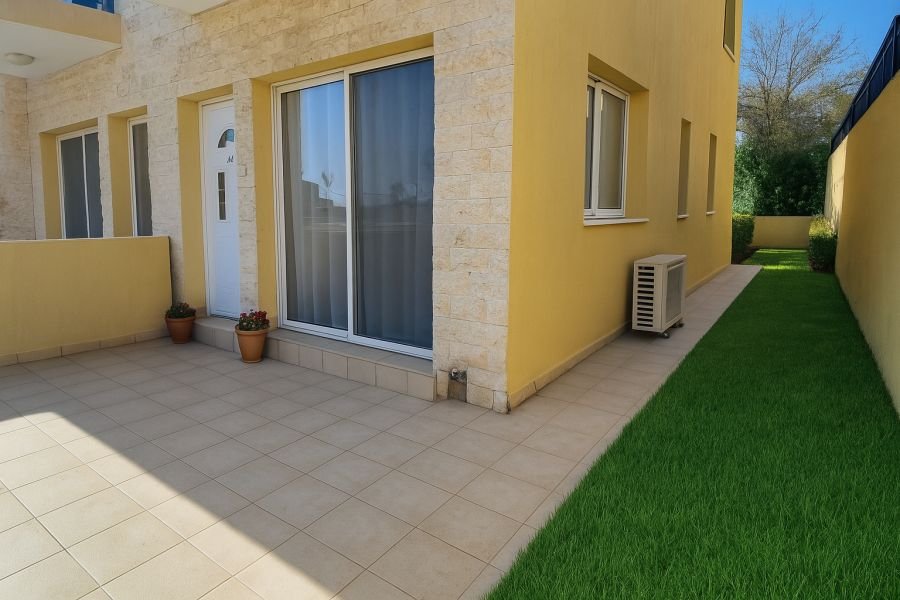 Semi-Detached Townhouse in Universal