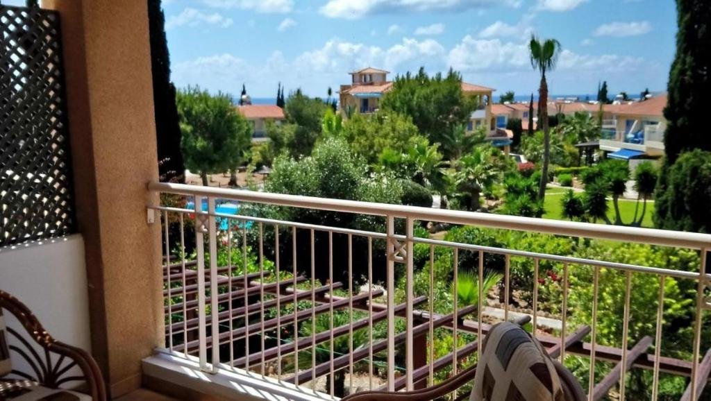 Apartment in Regina Gardens close to Venus Beach