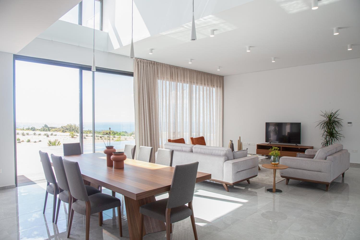 Luxury 3-4 Bedroom Villas with Sea Views