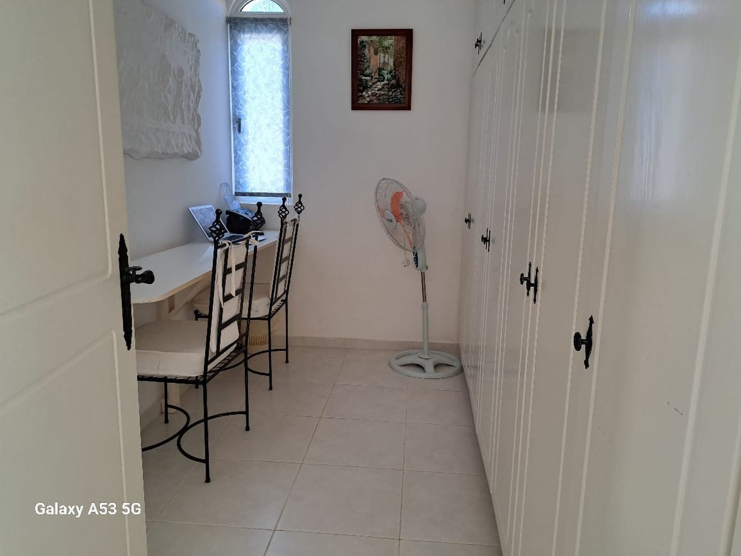 Spacious Two-Unit Villa with Sea Views