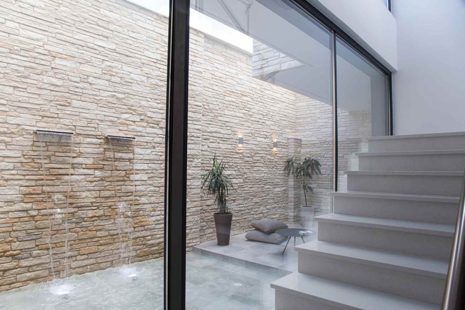 Luxury 3-4 Bedroom Villas with Sea Views