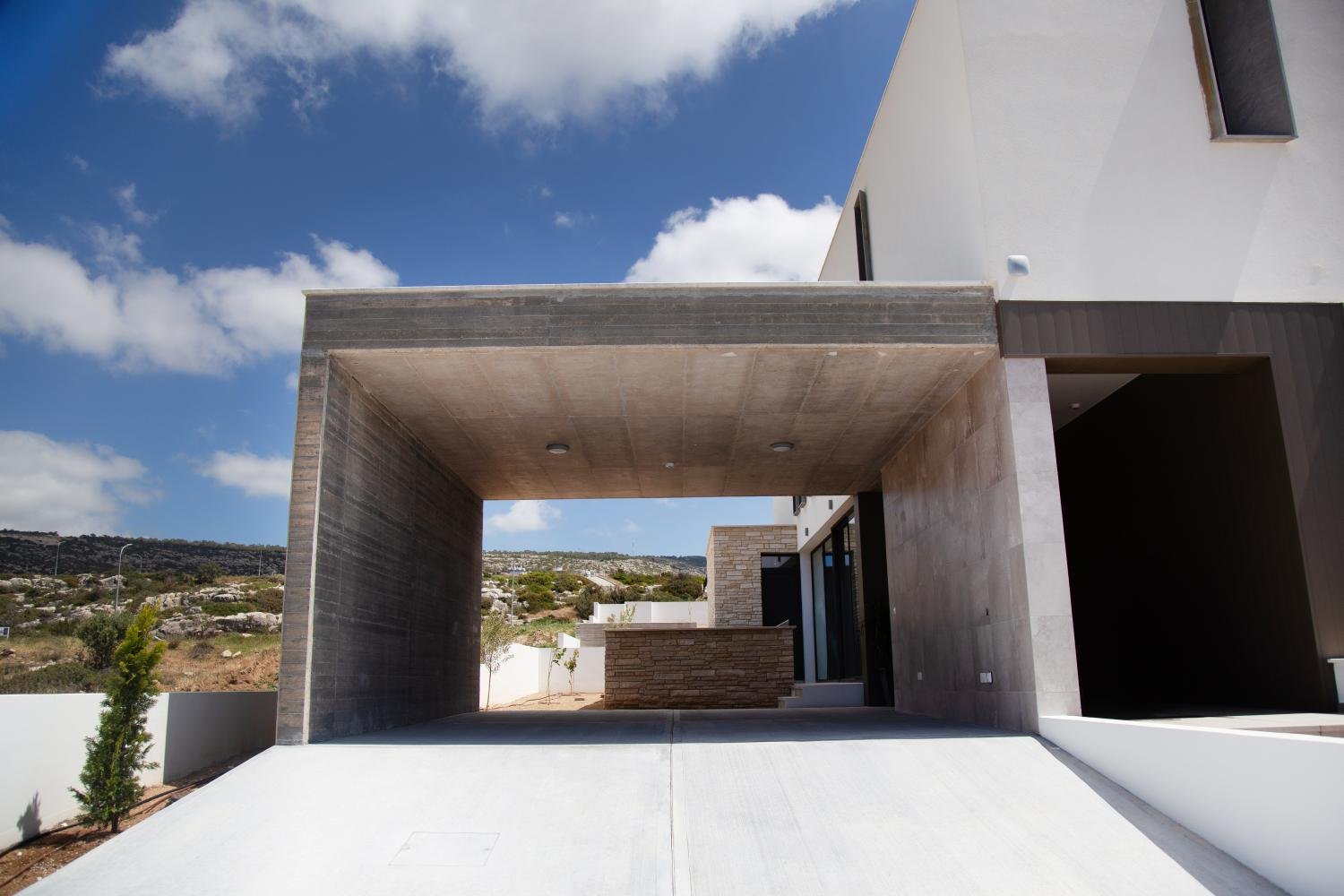 Luxury 3-4 Bedroom Villas with Sea Views