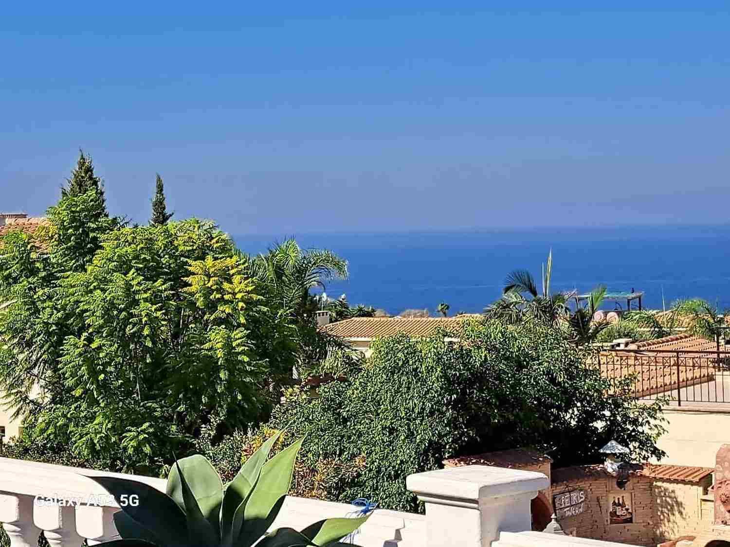 Spacious Two-Unit Villa with Sea Views