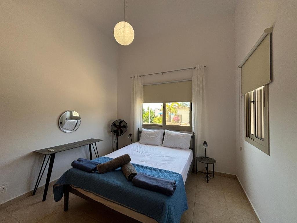 Luxurious 3-Bedroom Villa with Private Pool and Sea Views