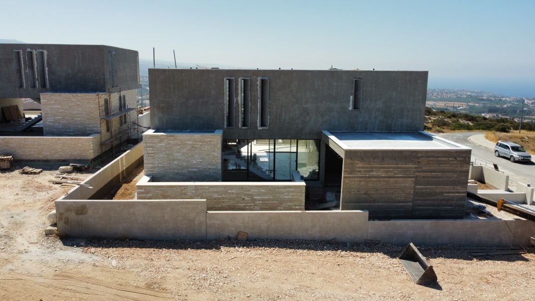 Luxury 3-4 Bedroom Villas with Sea Views