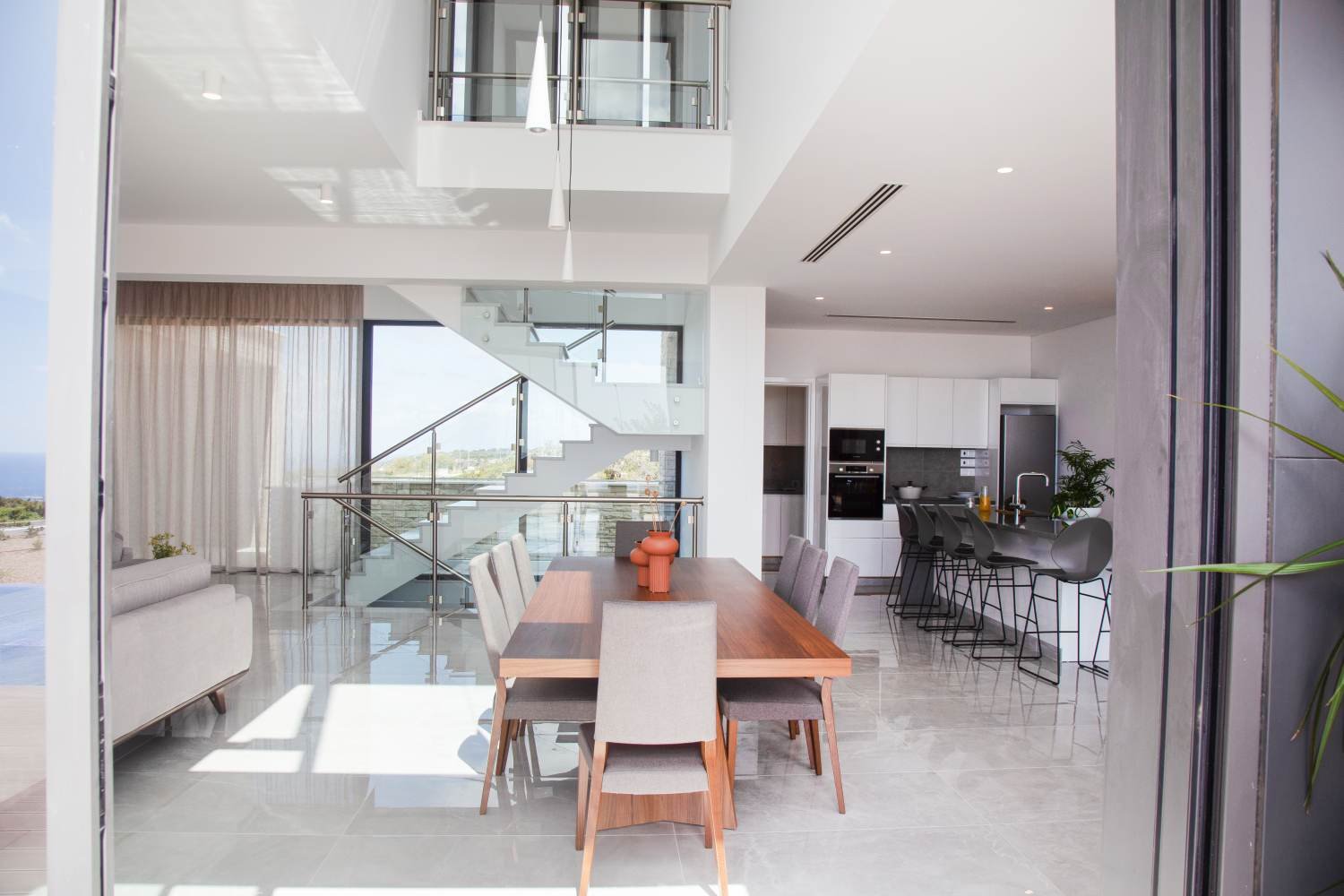 Luxury 3-4 Bedroom Villas with Sea Views