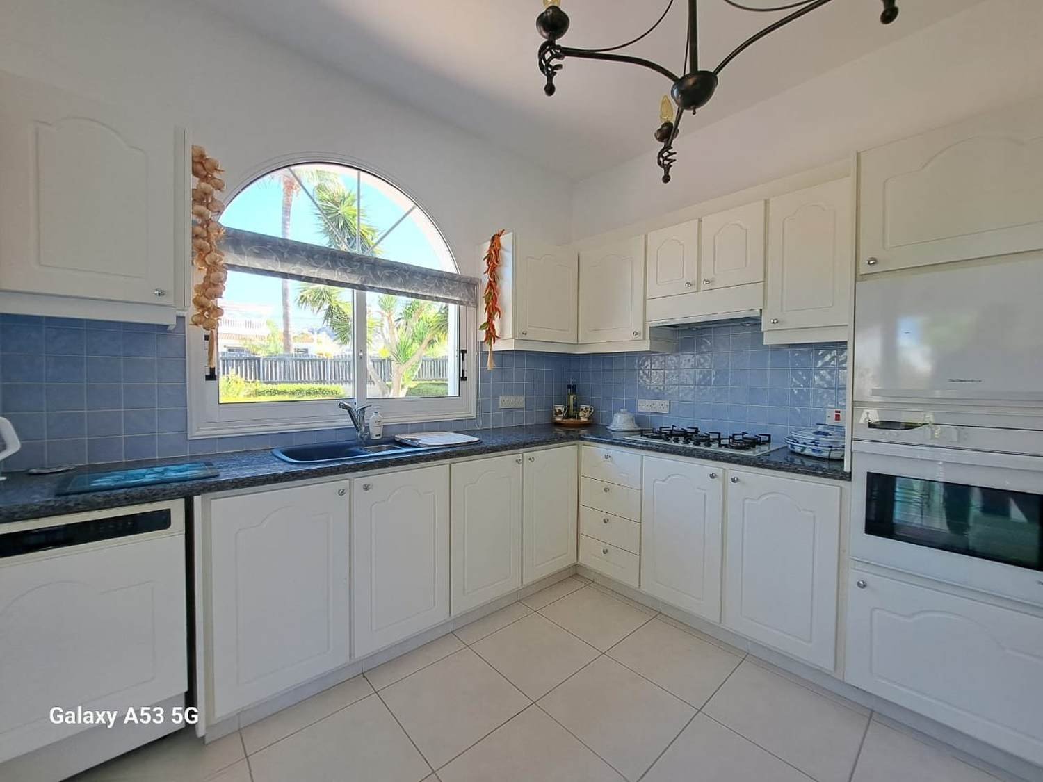 Spacious Two-Unit Villa with Sea Views