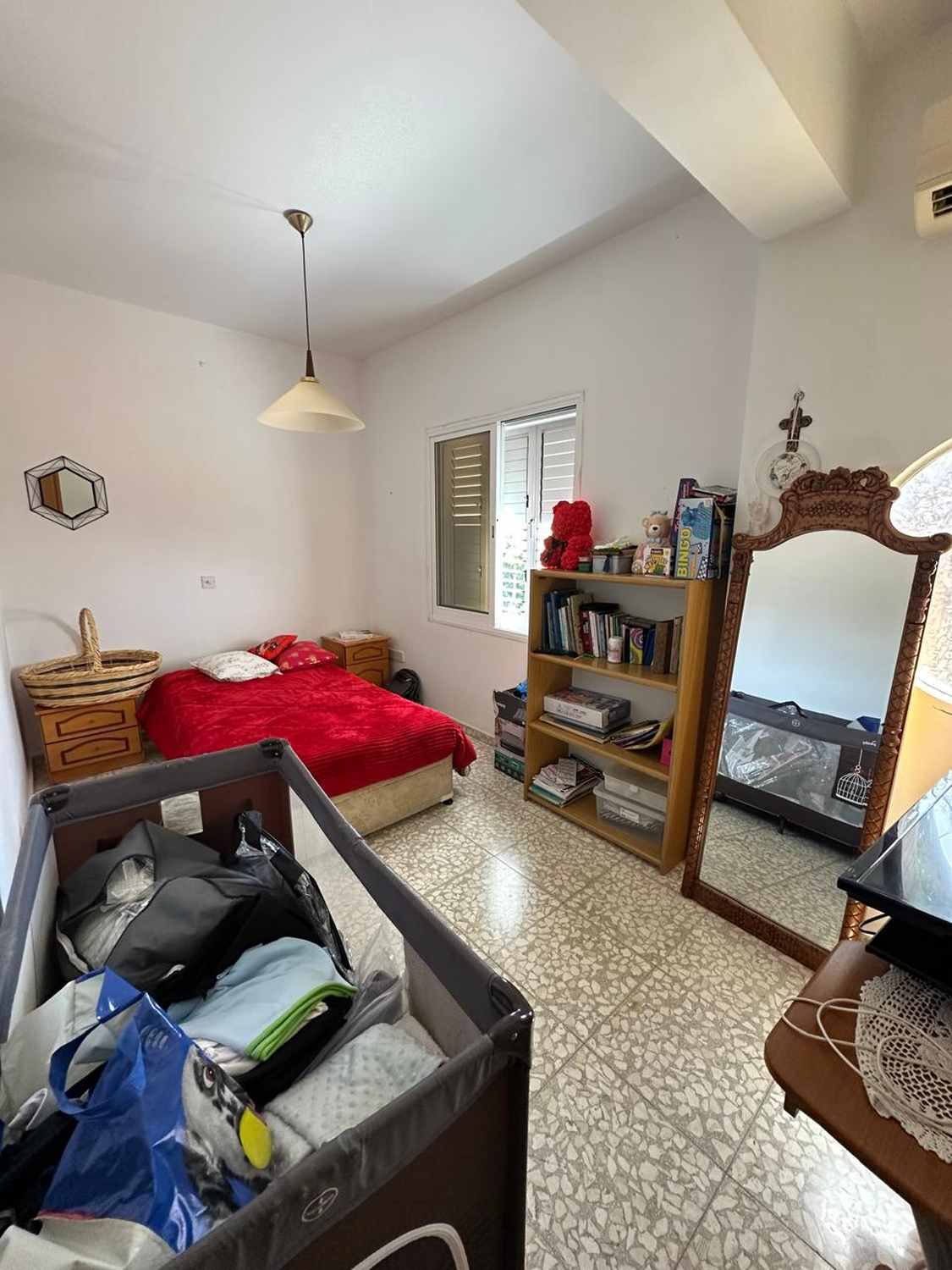 Traditional House on 2,676 m² plot for Additional Development