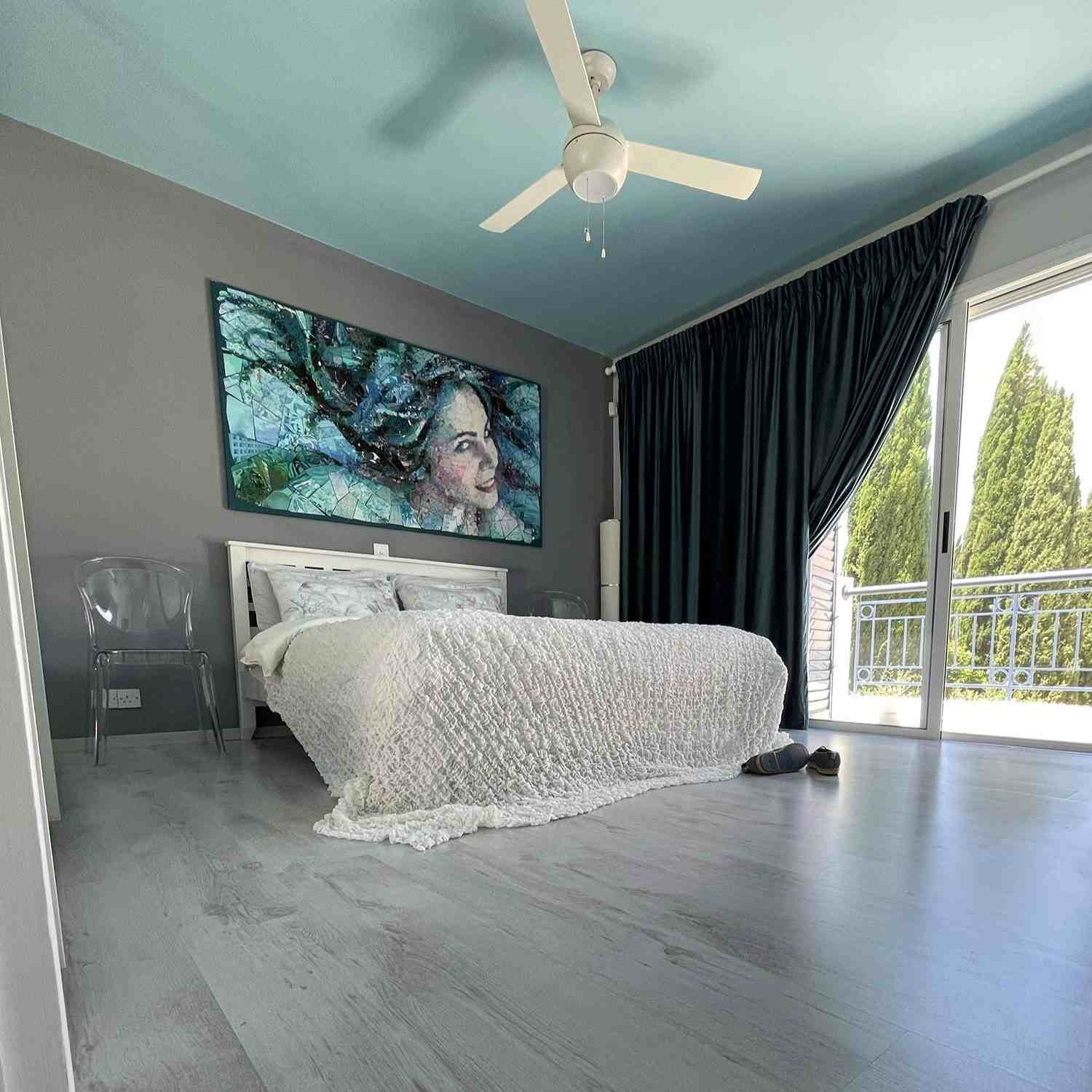 2-Bedroom Townhouse with Office and Sea Views