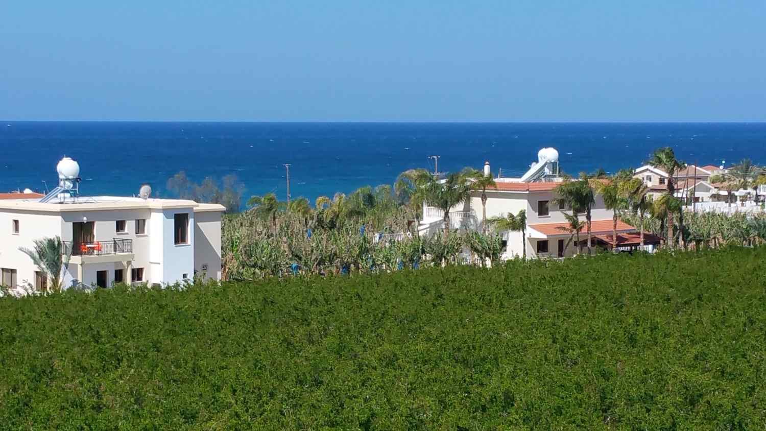 Luxury 5-Bedroom Villa on a Large Plot by the Sea