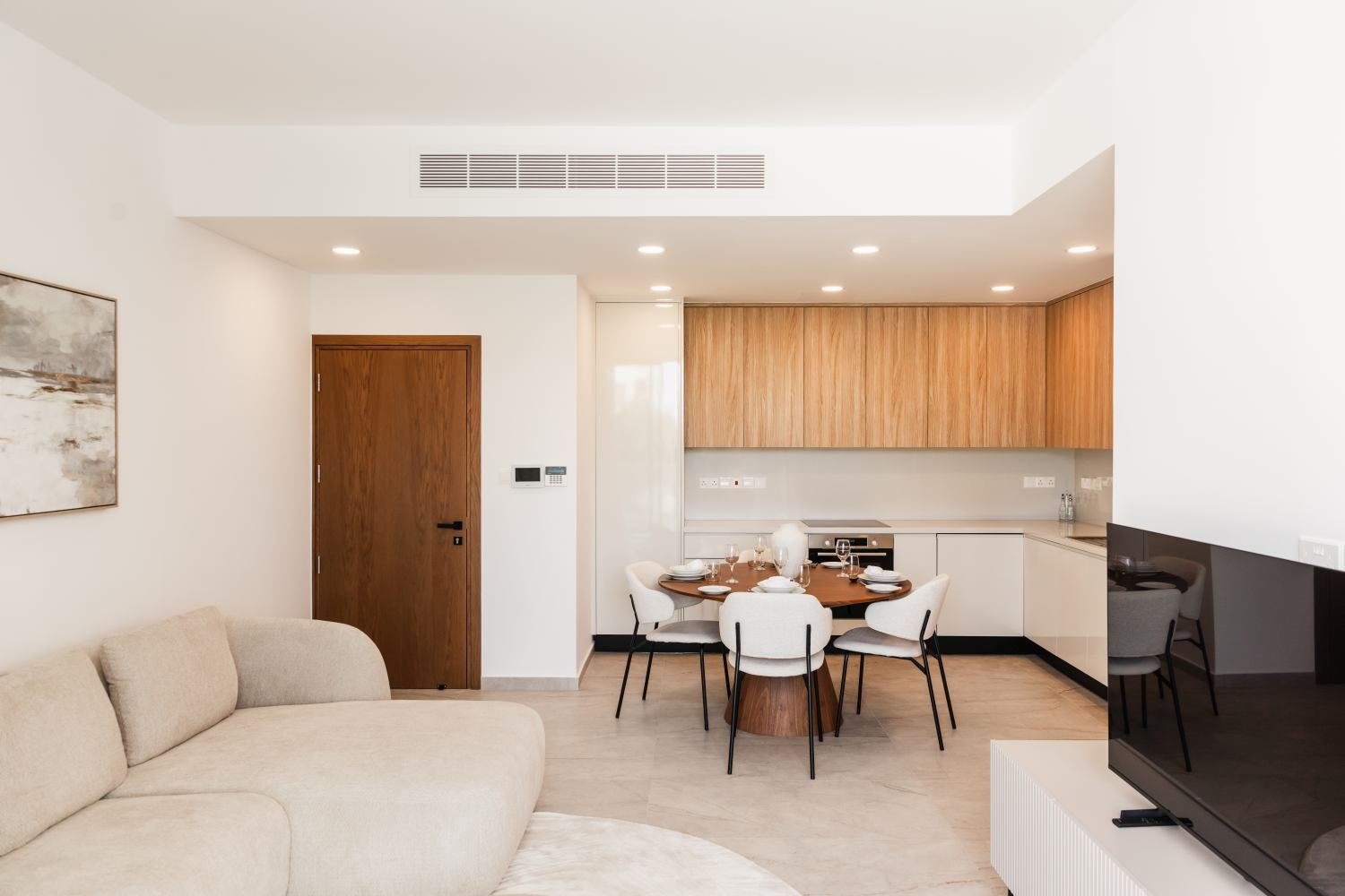 Key Ready Top Floor Duplex with Sea View