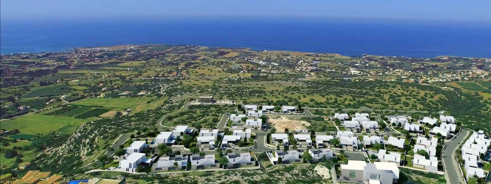 Luxury 3-4 Bedroom Villas with Sea Views