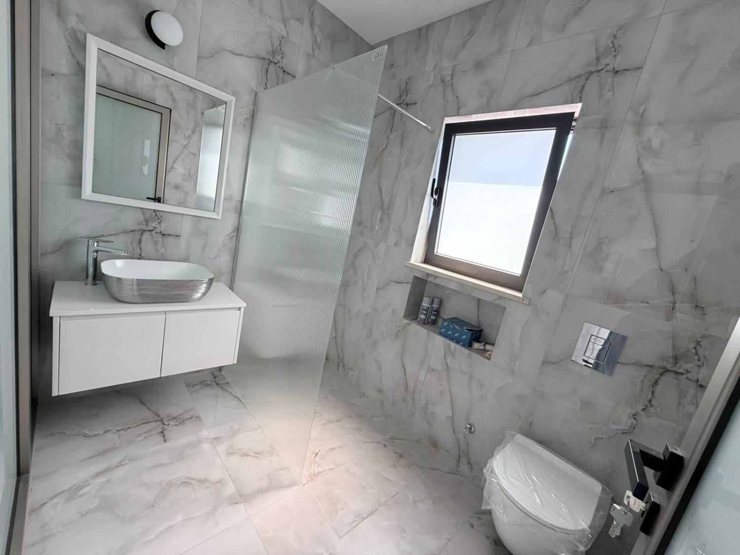 Renovated 3-Bedroom Villa with Sea Views in Tala