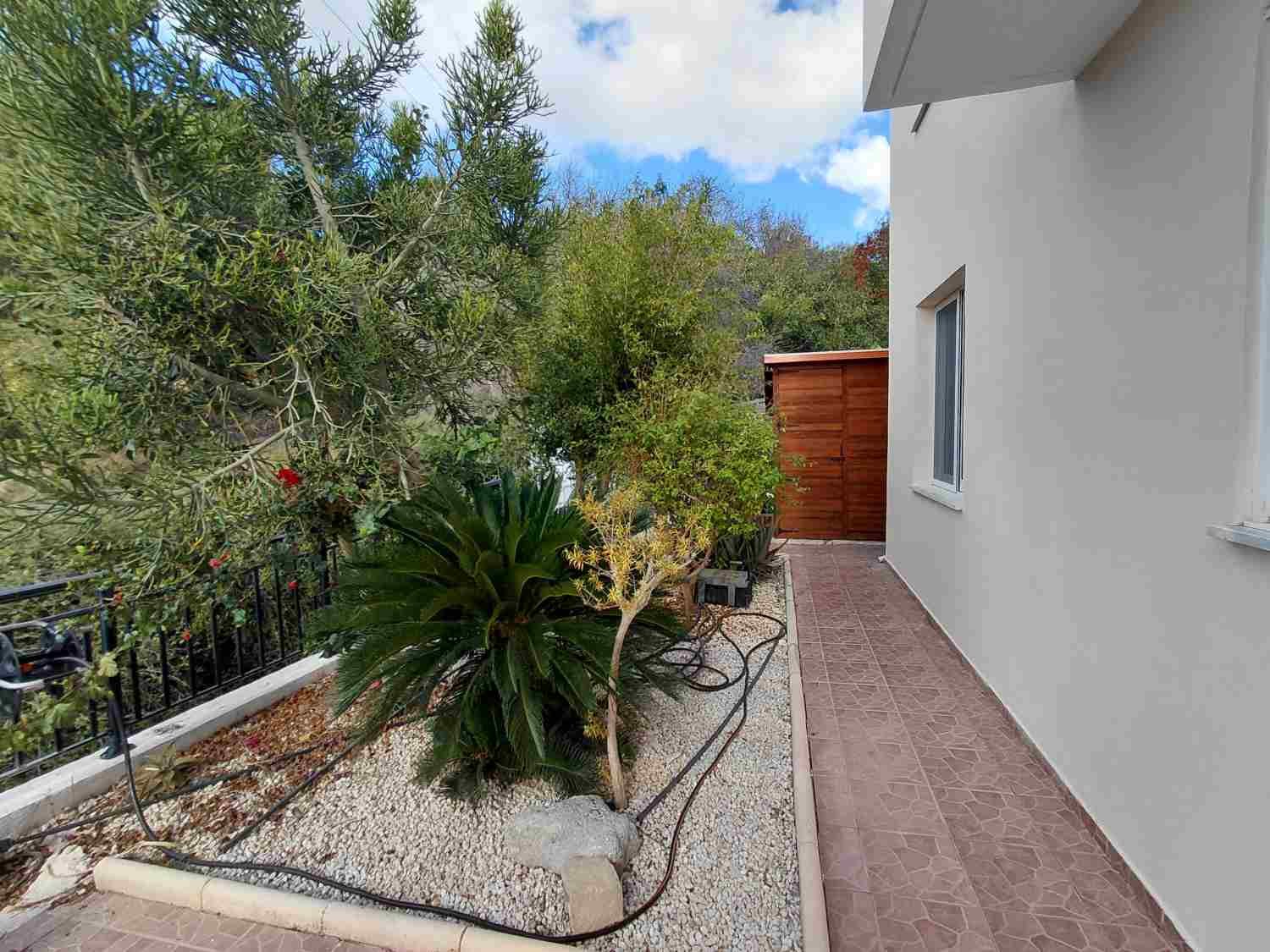 4-Bedroom+ Conservatory  Villa with Sea Views