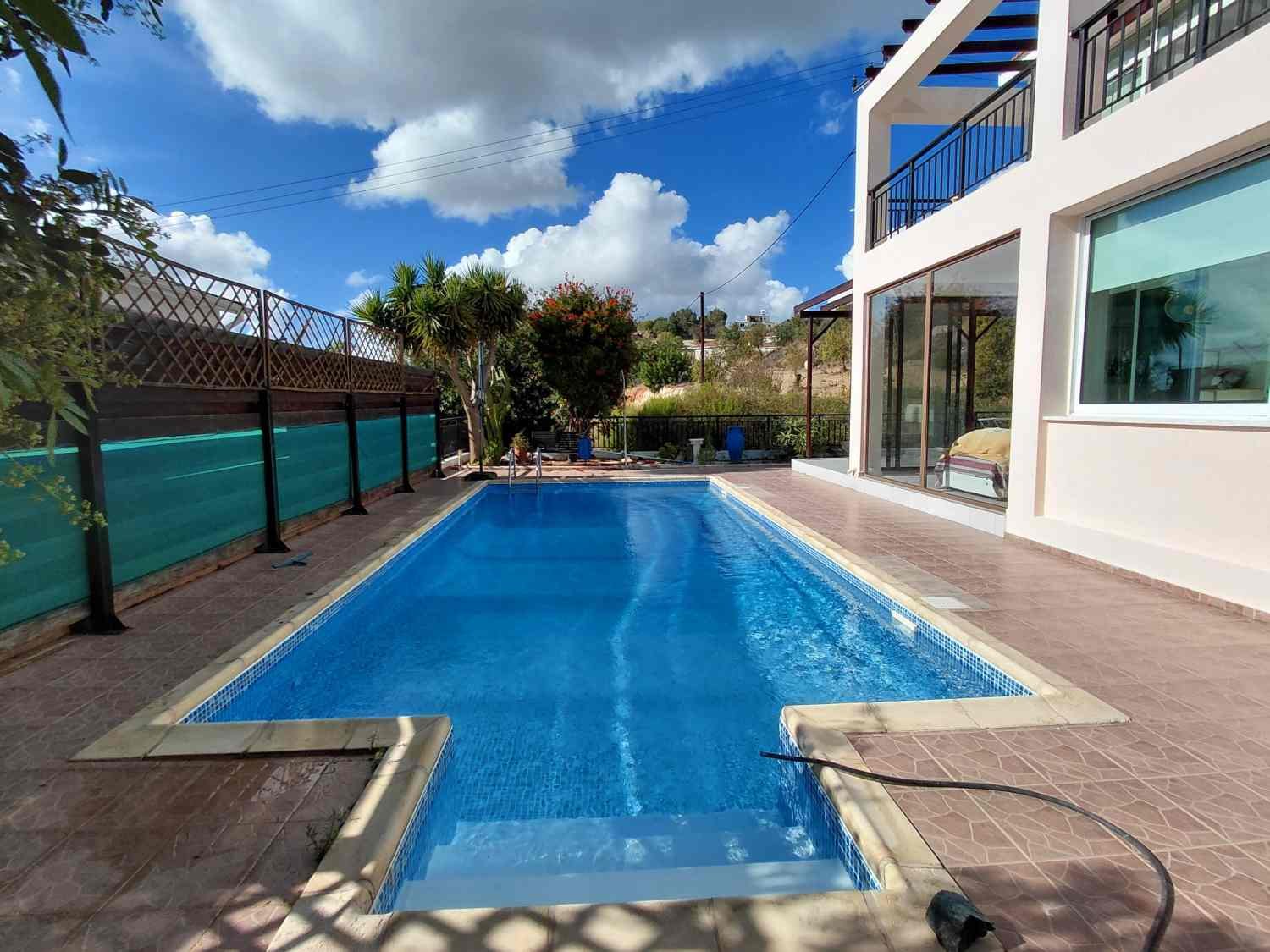 4-Bedroom+ Conservatory  Villa with Sea Views